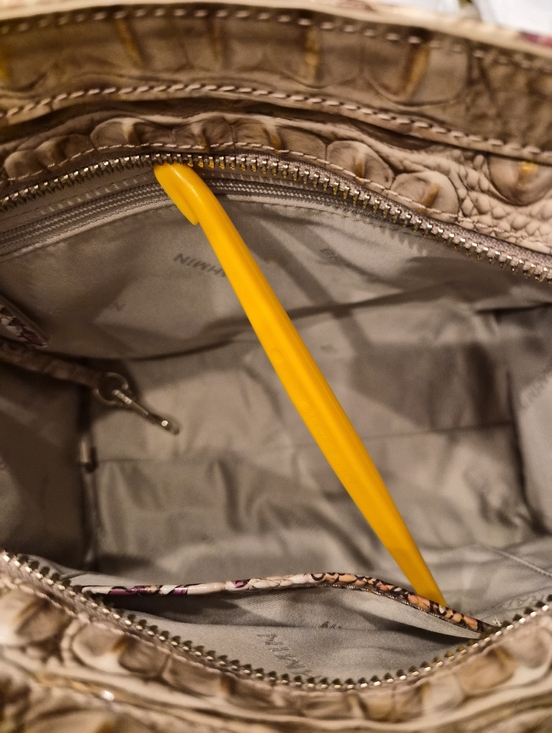 Brahmin Cami Handbag - Picture 5 of 5